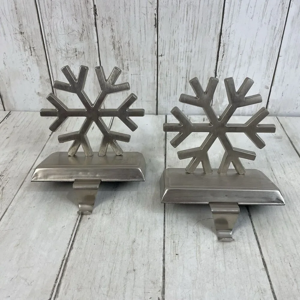 2 Metal Snowflake Christmas Stocking Holders Silver Tone